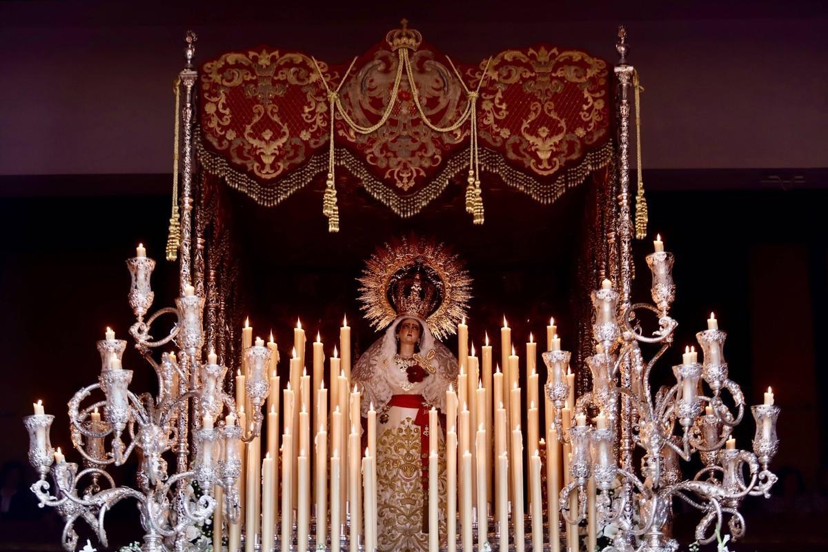 Salida procesional de Zamarilla este Jueves Santo de 2026.