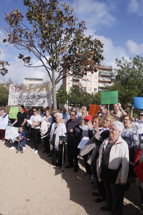 Veïns de Can Gibert i Santa Eugènia demanen més seguretat als barris