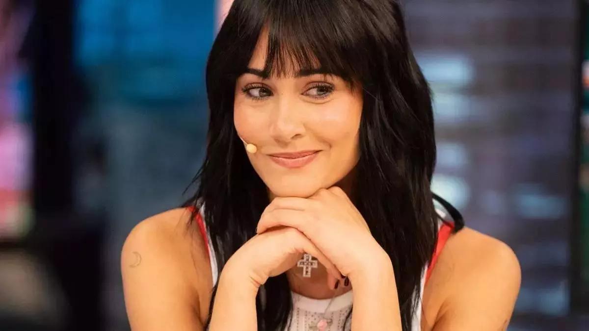 Aitana durante una entrevista
