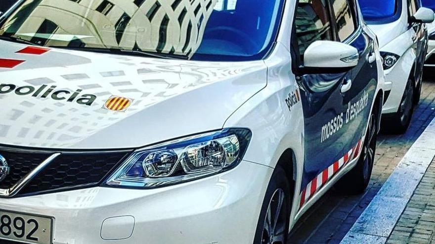 Los Mossos investigan el hallazgo de los cadáveres de una pareja en un coche