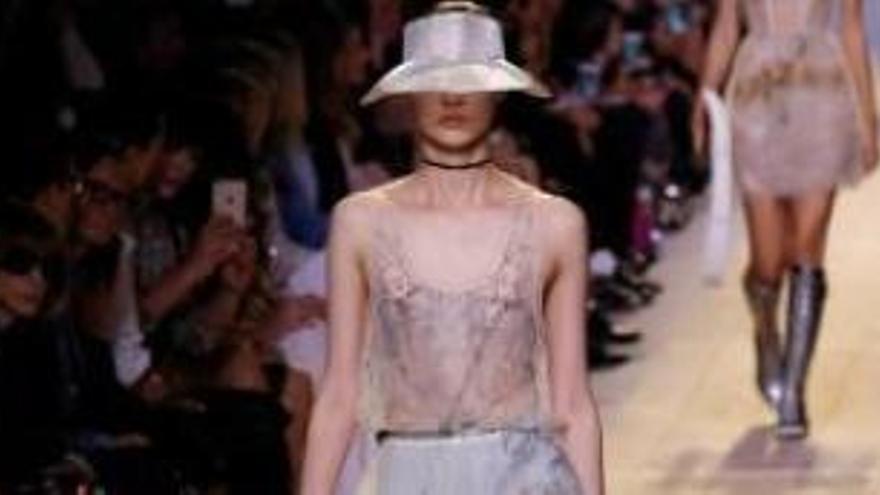 Dior se hace feminista