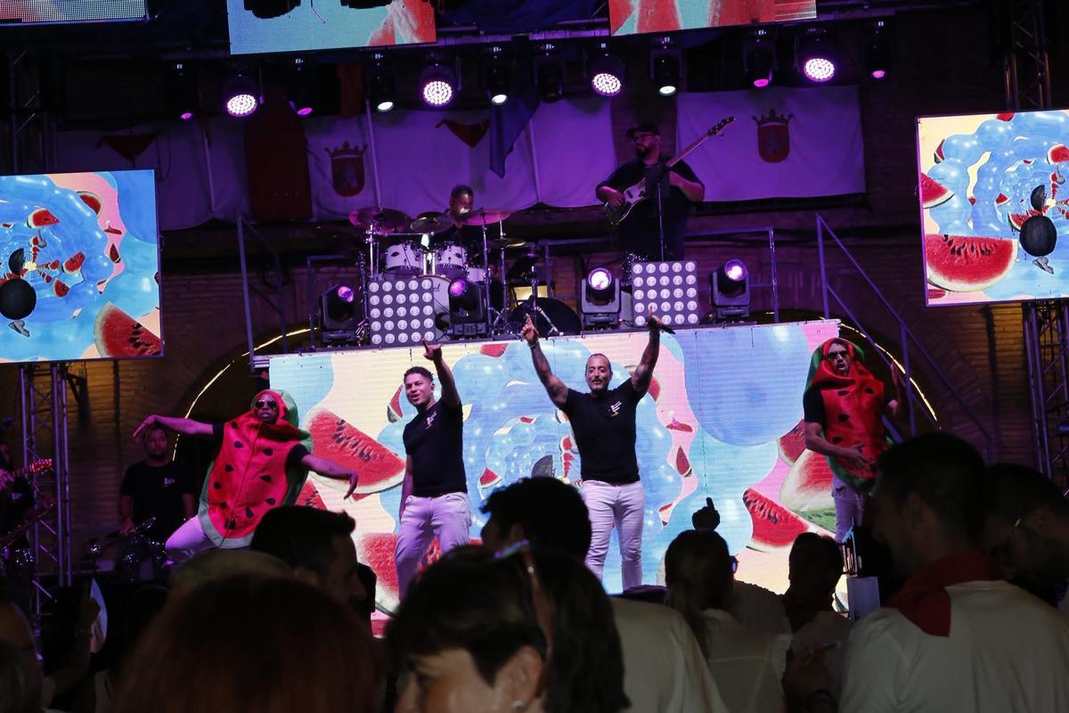 La Orquesta Nueva Era durante una de sus actuaciones este verano