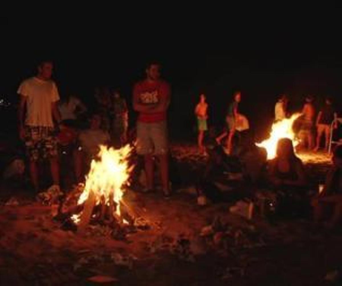 El Campello permite celebrar en la playa la Nit de Sant Joan pero no hacer hogueras ni usar pirotecnia