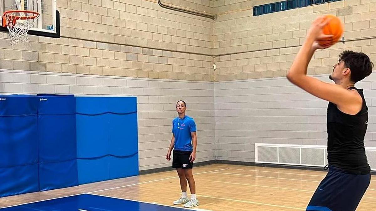 Aday Mara, entrenándose en el Príncipe Felipe.