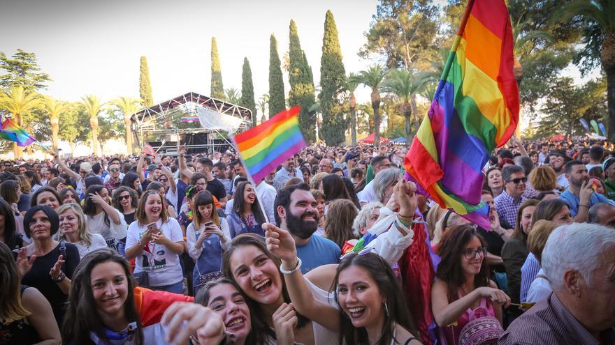 La fiesta de la diversidad se llama palomos