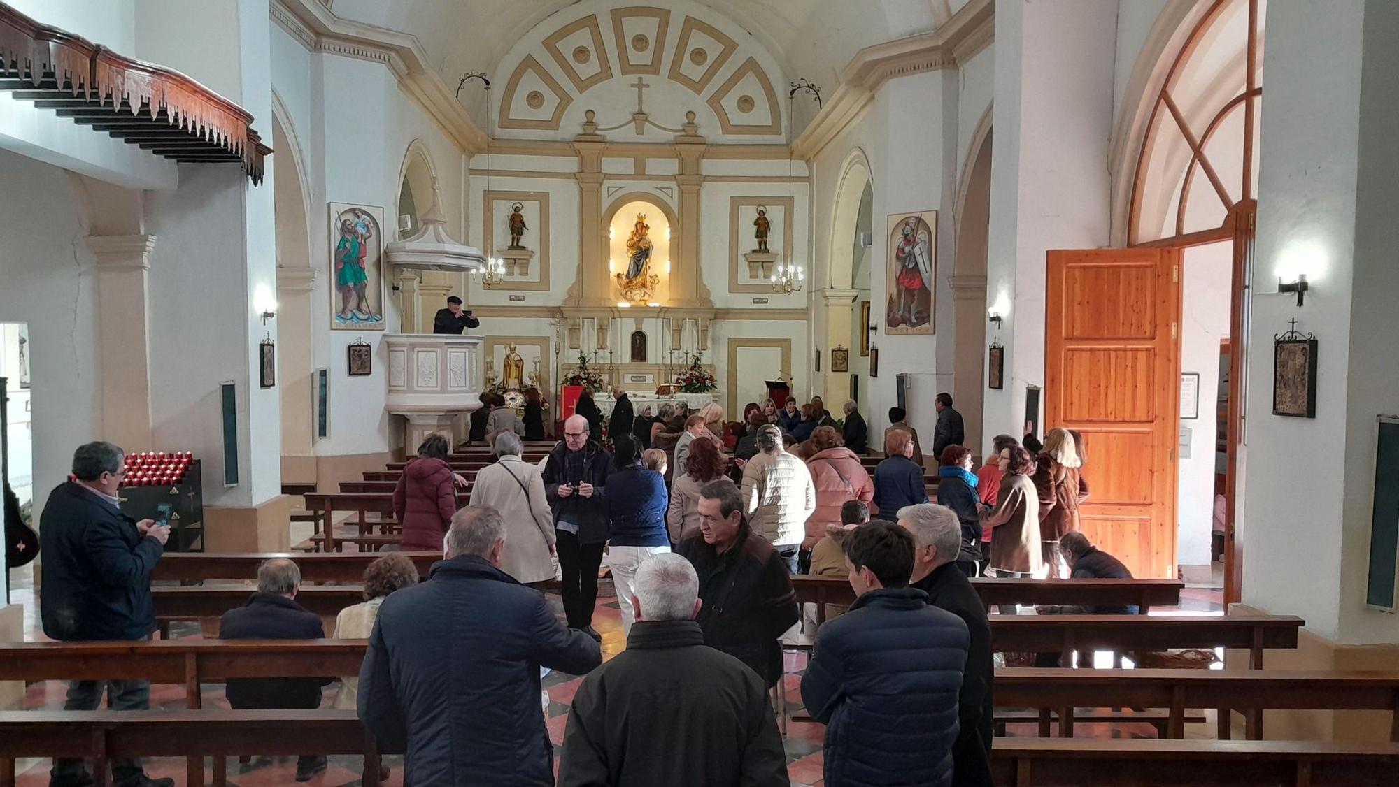 Bejís celebra la bendición de rollos de San Blas