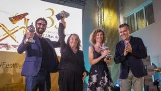 Un recuerdo a Carmen Sevilla y premios a Dani Rovira y Petra Martínez arrancan el Festival de l'Alfàs