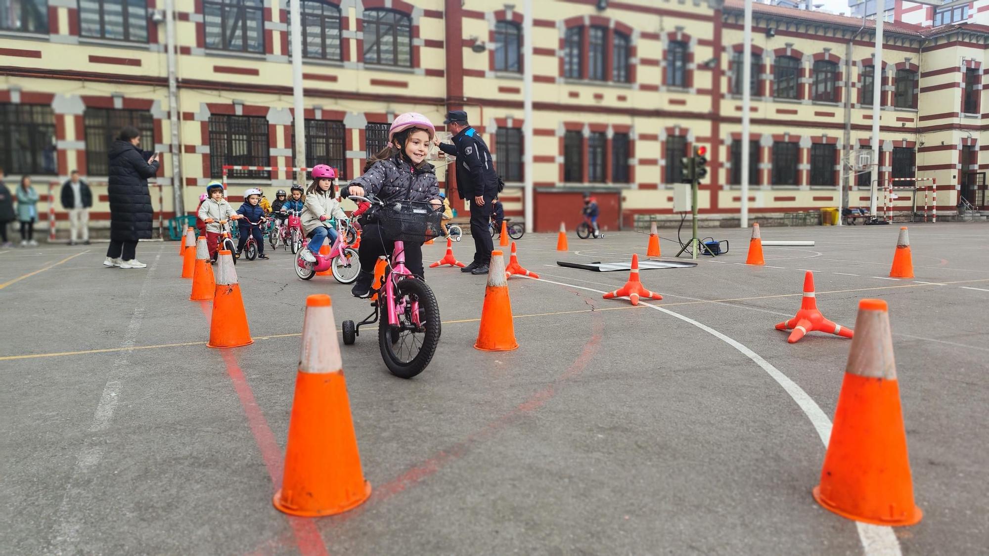 Los niños de Liceo se apuntan a la Seguridad Vial