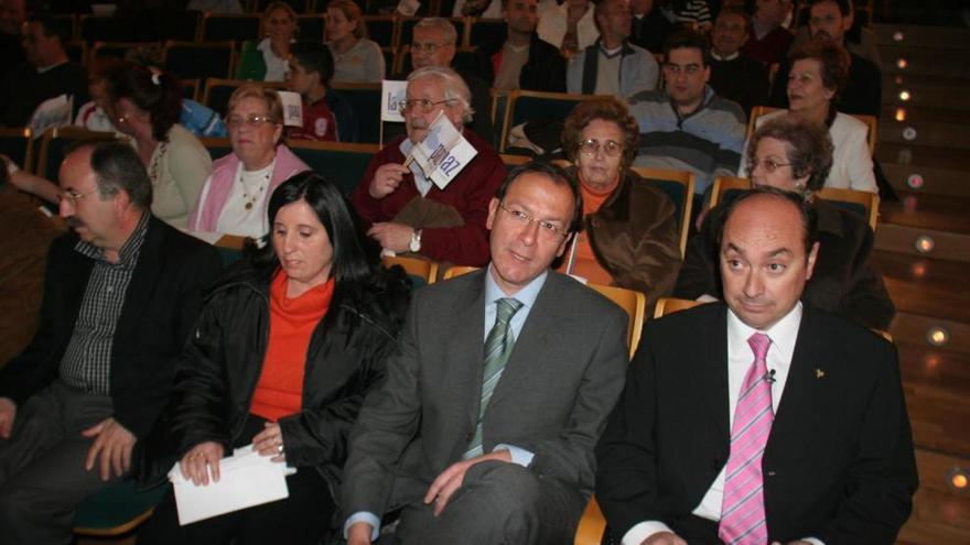 El promotor José López Rejas y el ex alcalde Miguel Ángel Cámara en una imagen de archivo