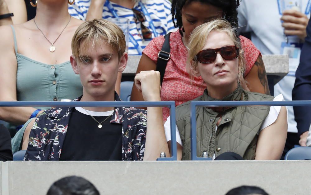 La actriz Uma Thurman y su hijo Levon Roan Thurman-Hawke.