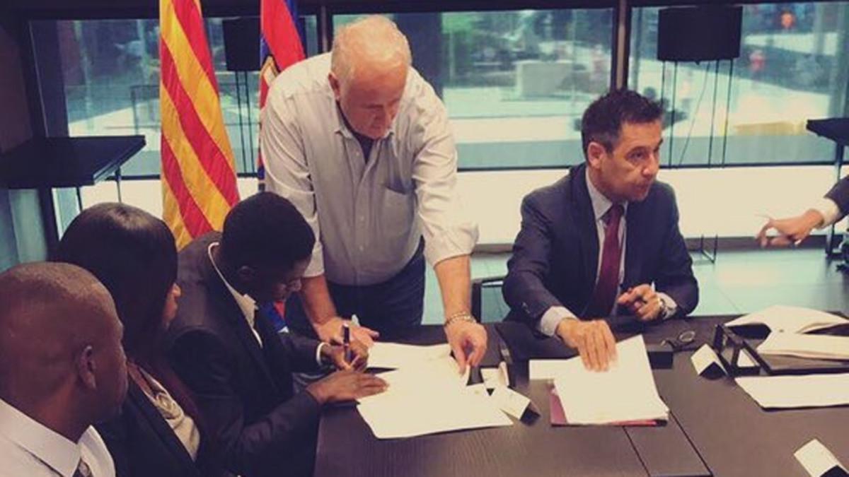 Momento de la firma del contrato