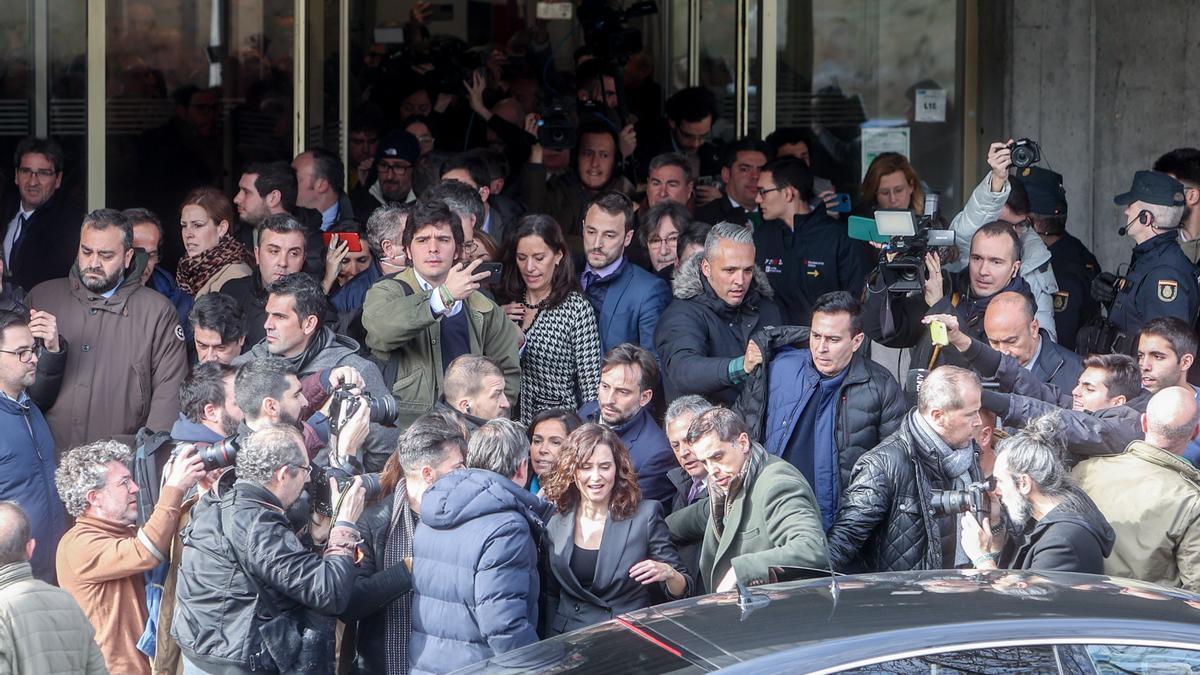 Ayuso, abandonado el martes la Universidad Complutense de Madrid