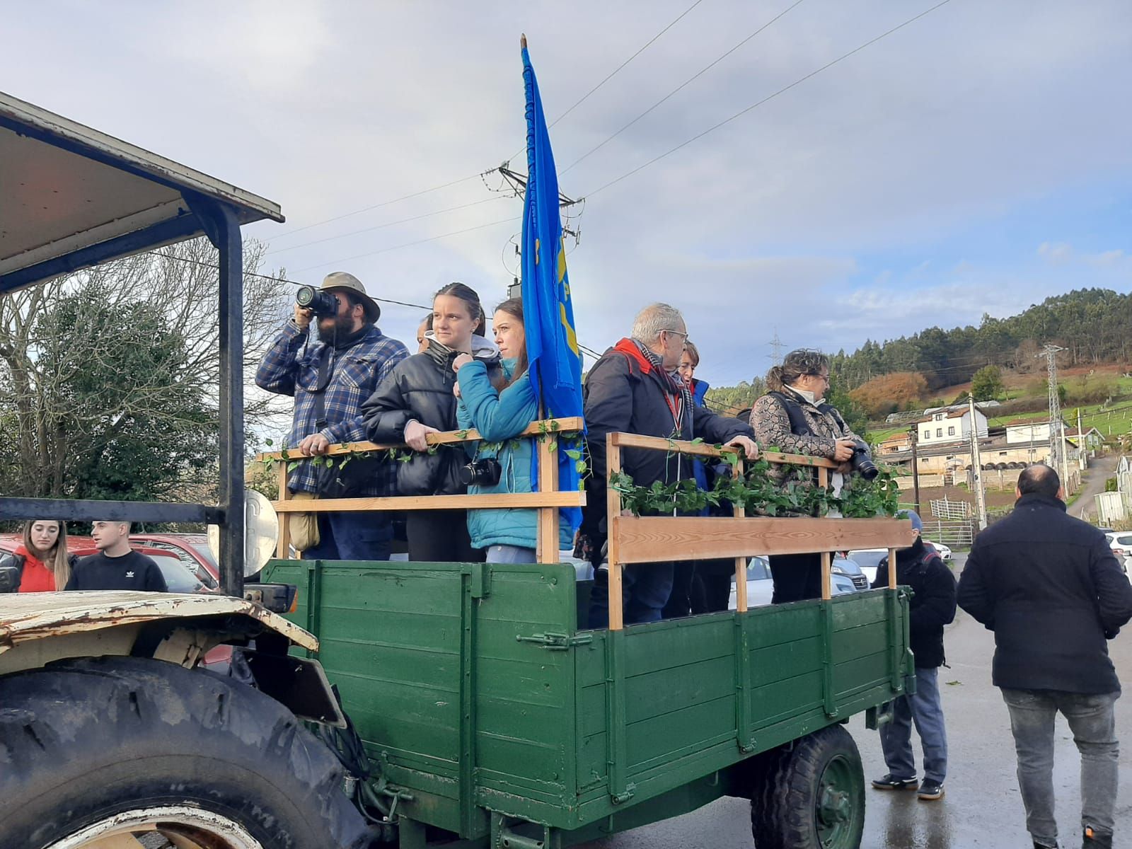 Los Aguilandeiros recorren San Xuan de Villapañada: así ha sido su recorrido por la parroquia moscona