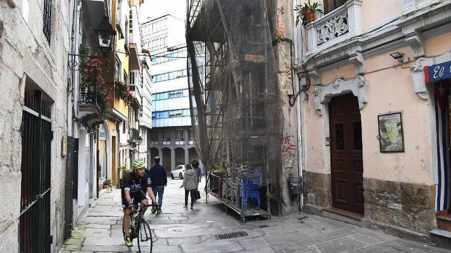 Obras en un edificio de la Ciudad Vieja de A Coruña.