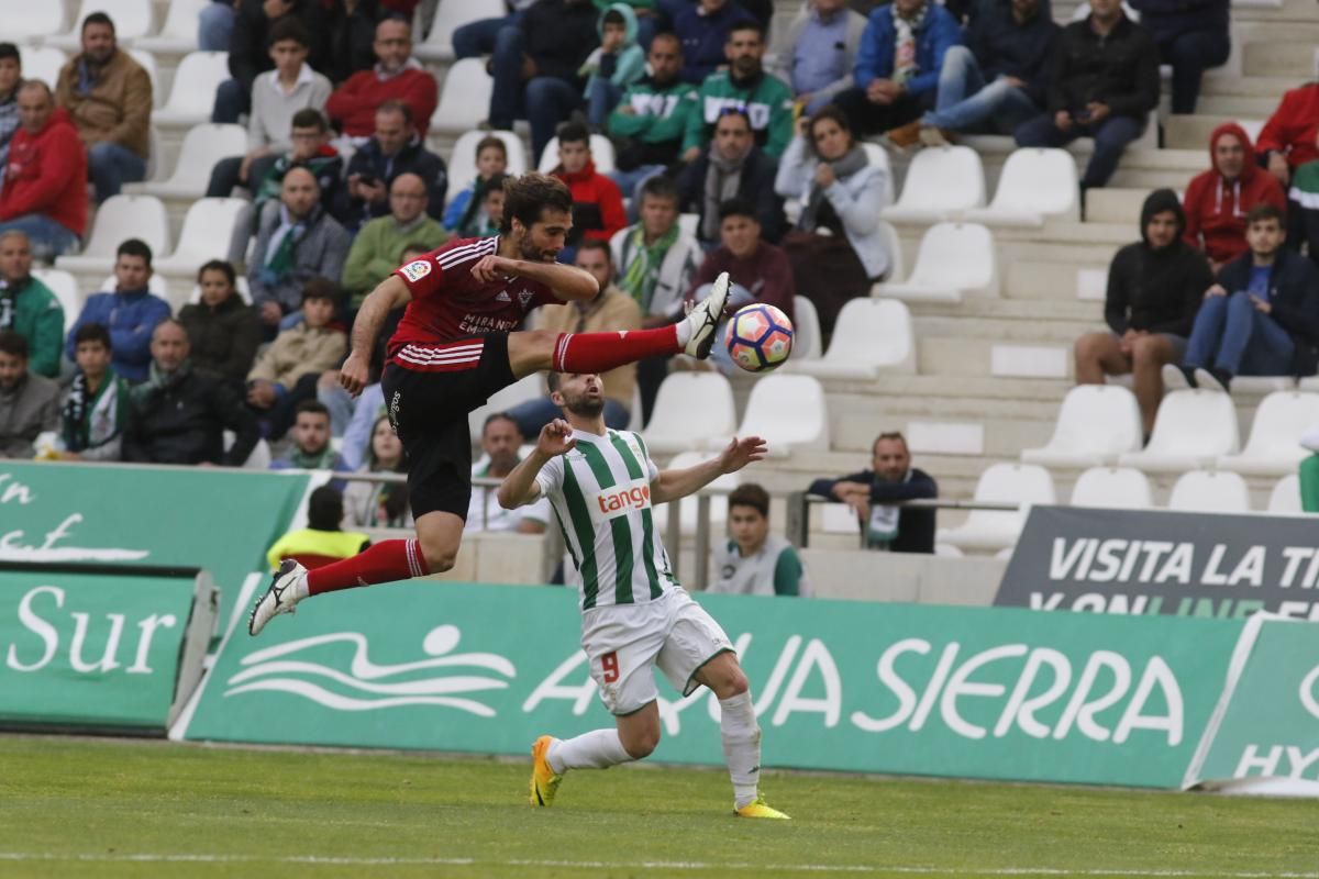 Fotogalería / El Córdoba CF se deja empatar en el último minuto.