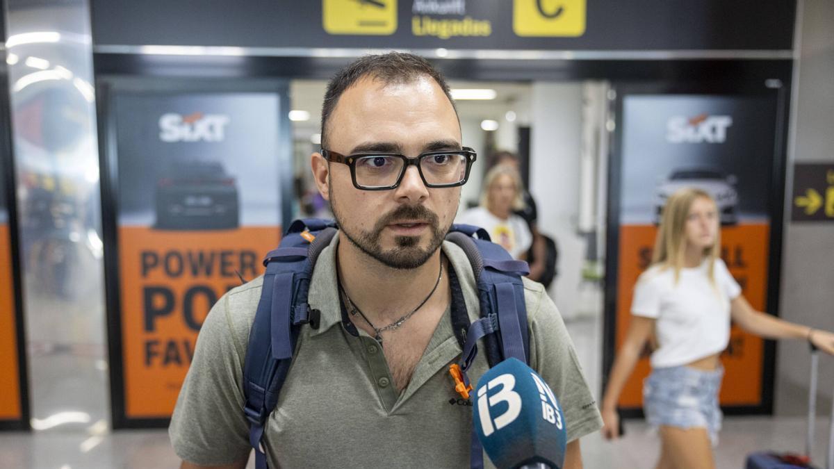 Guiseppe, a su llegada al aeropuerto de Palma.