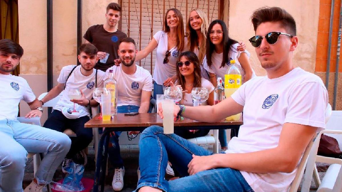 La comisión especial pretende dar forma a una normativa consensuada para regular la actividad de las peñas de Vila-real en sus casals.