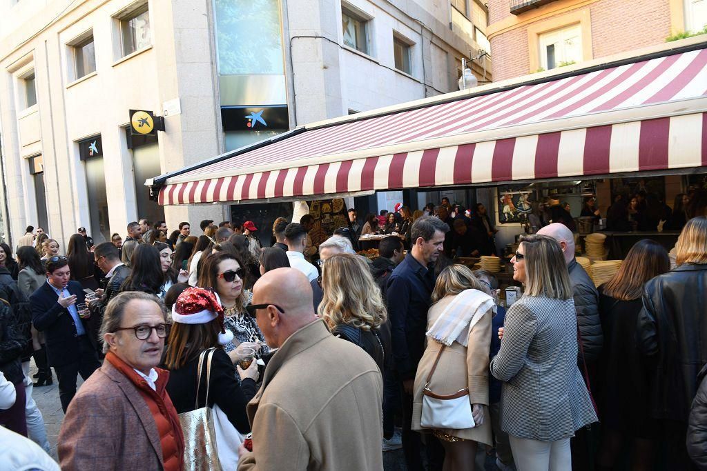 Murcia se echa a las calles durante el tardeo de Nochebuena