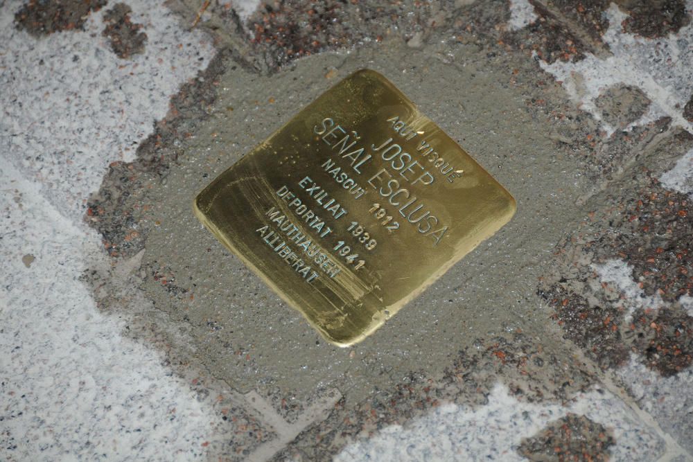 Manresa posa les primeres plaques Stolpersteine