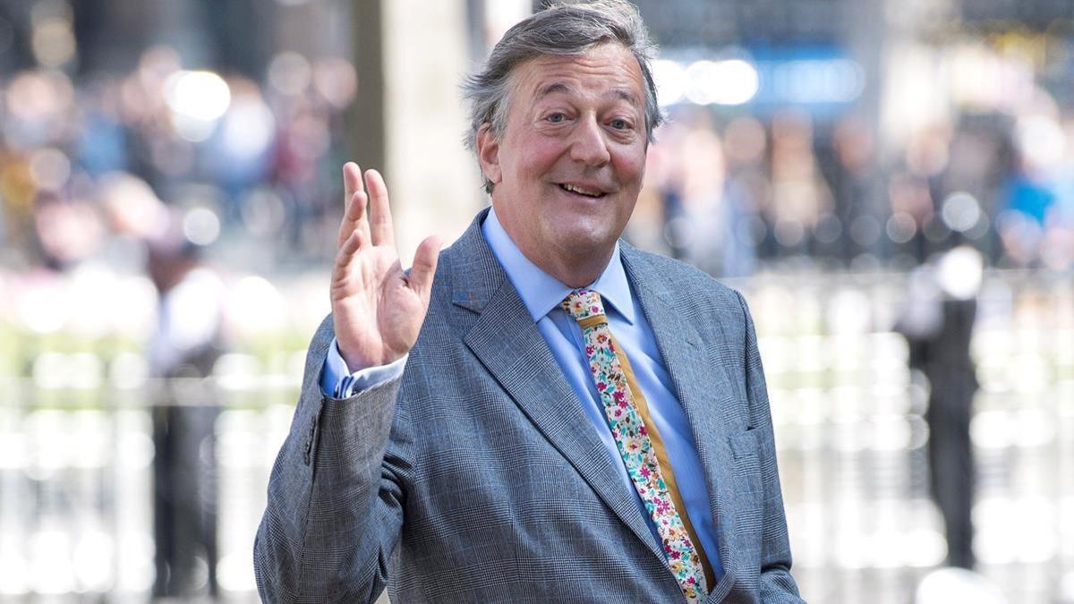 lmmarco42282239 file photo  actor stephen fry arrives for a service of thank180223173747