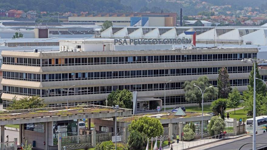 Vista de PSA Peugeot Citröen de Vigo // Marta G. Brea