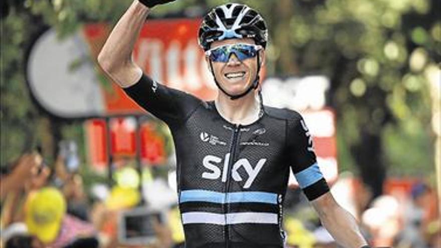 Froome se hace con el liderato en el descenso