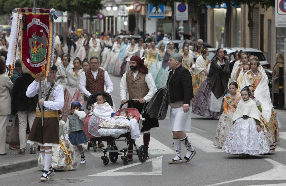 Visita de cortesía a las fallas del Port de Sagunt
