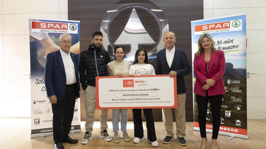 Daniela Moreno gana la quinta edición de la Beca al Talento Juvenil de SPAR Gran Canaria