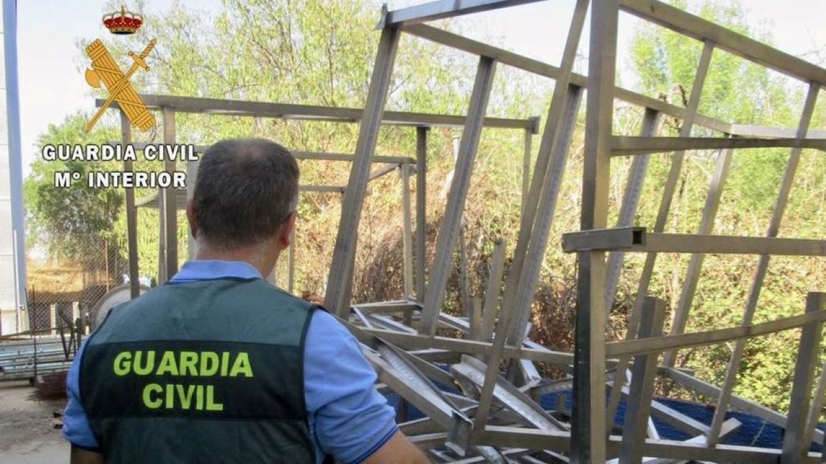 La nave, ya cerrada, se ubica en el polígono industrial chinato.