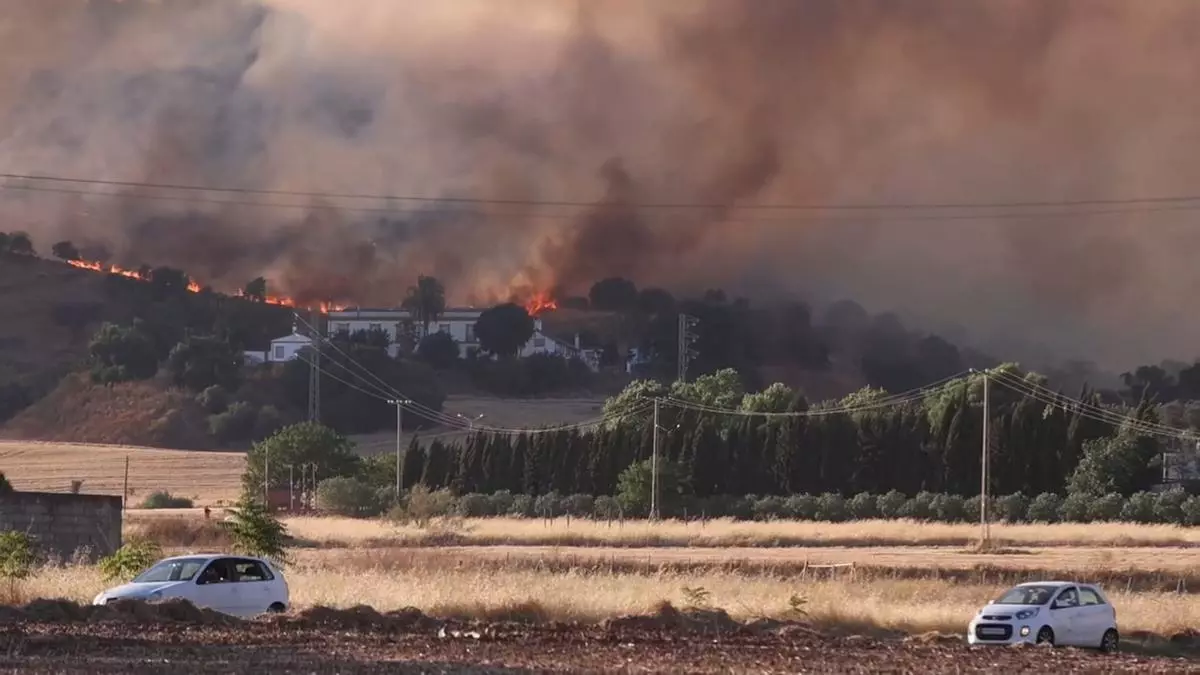 Autorizan el regreso de los desalojados salvo los residentes de las 60 viviendas de Santa Ana de la Albaida
