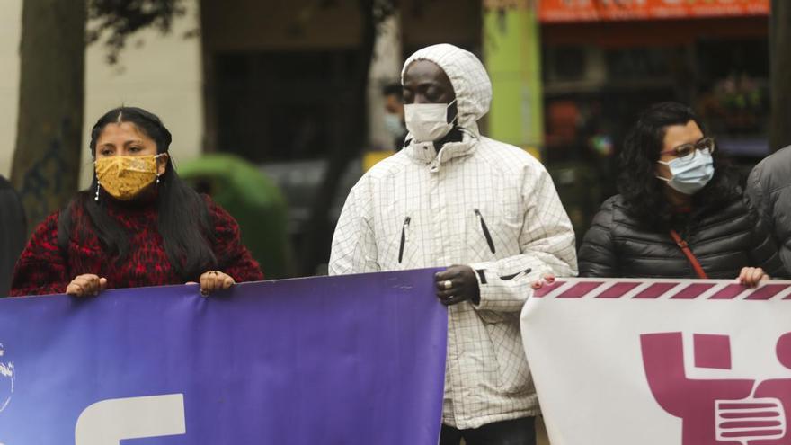 Condenan por delito de odio a 3 personas por atacar una frutería de València al grito de &quot;moro de mierda vete de mi país&quot;