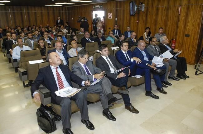 FORO DE INTERNACIONALIZACION DEL PUERTO DE LA ...