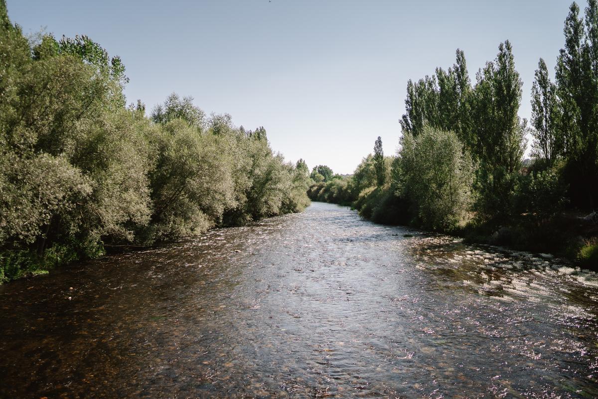 Vista del río Carrión, que atraviesa el pueblo.