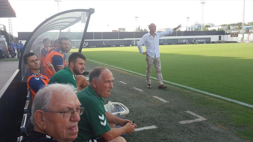 El Castellón aguanta el tipo antes de desmoronarse ante el Mestalla