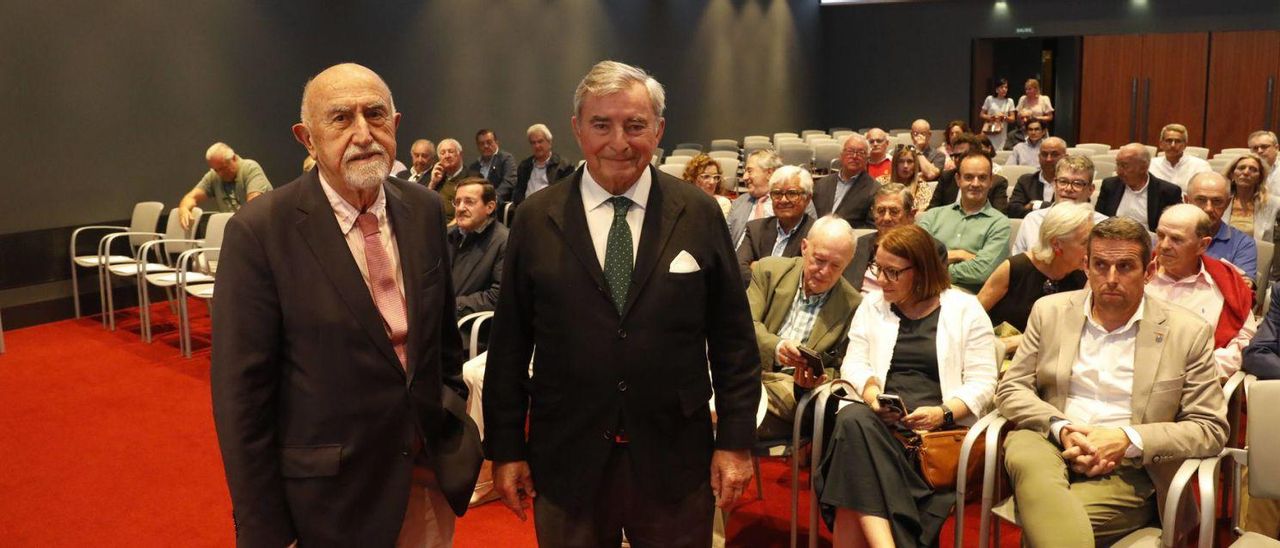 Vega de Seoane: &quot;Asturias debe dejar de lado la ideología en materia fiscal&quot;
