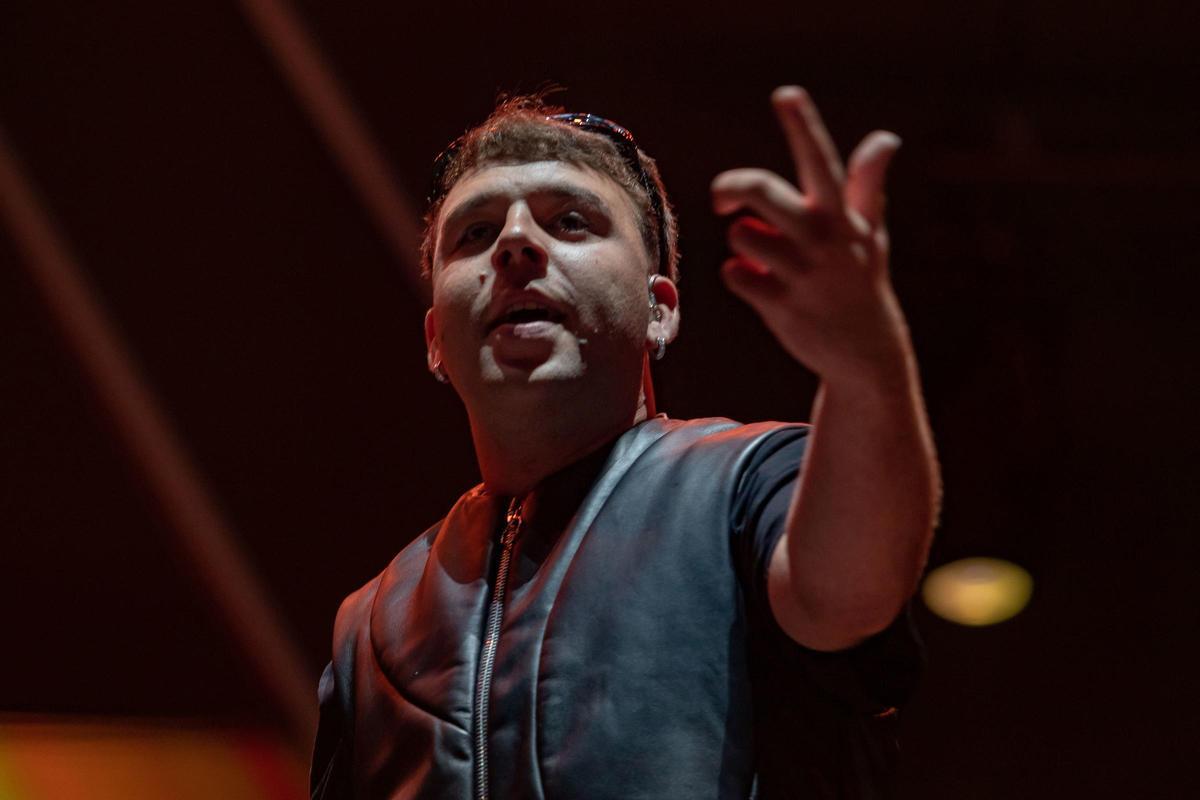 El cantante Quevedo, durante un concierto.