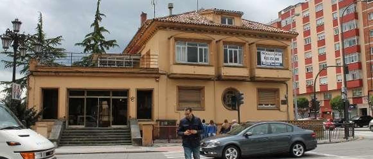 El edificio del Sanatorio Blanco.