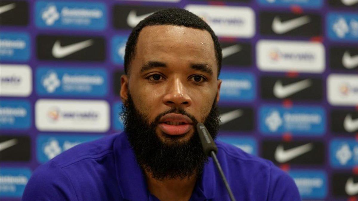 Malcom Delaney, en su presentación con el Barcelona