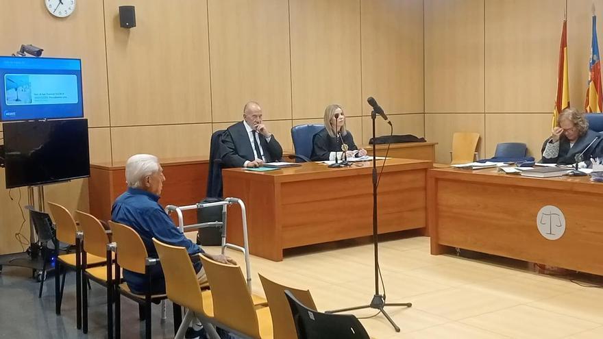 El octogenario que abusó de sus cinco nietos reconoce los hechos y evita la prisión