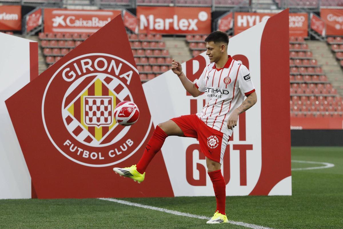 Les imatges de la presentació de Claudio Echeverri
