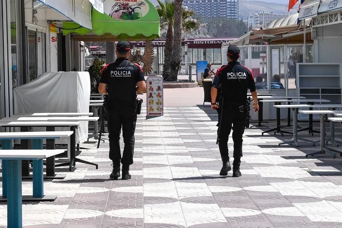 Ambiente de Playa del Inglés en plena fase 2