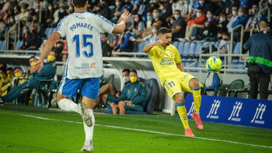 CD Tenerife - UD Las Palmas: Kirian pinta El Teide de amarillo (0-1)
