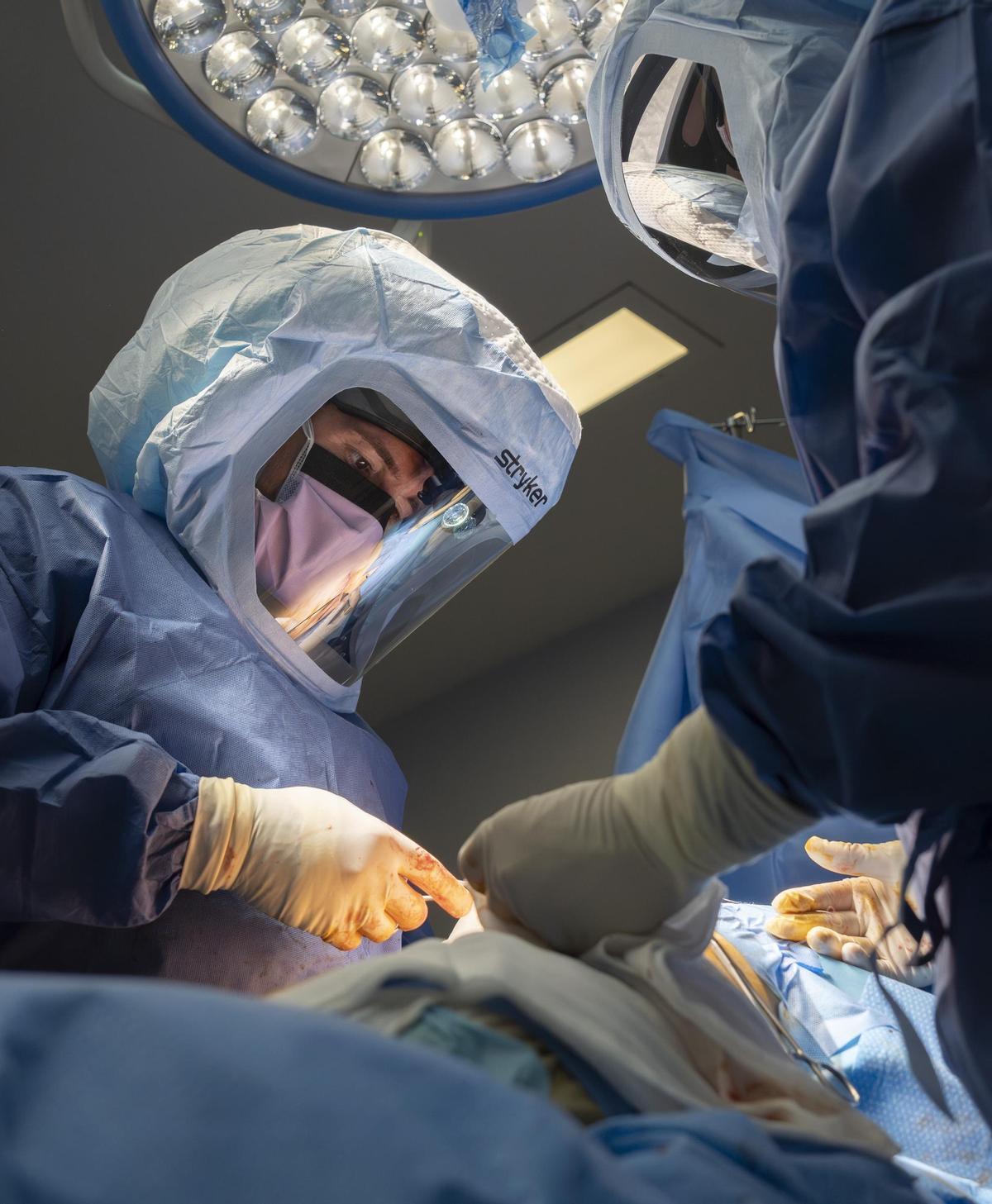 El Dr. Soler ha realizado más de 1.000 intervenciones de cadera mediante abordaje directo superior.