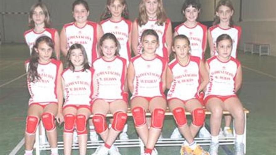 Alevín femenino de voleibol del CP Brocense