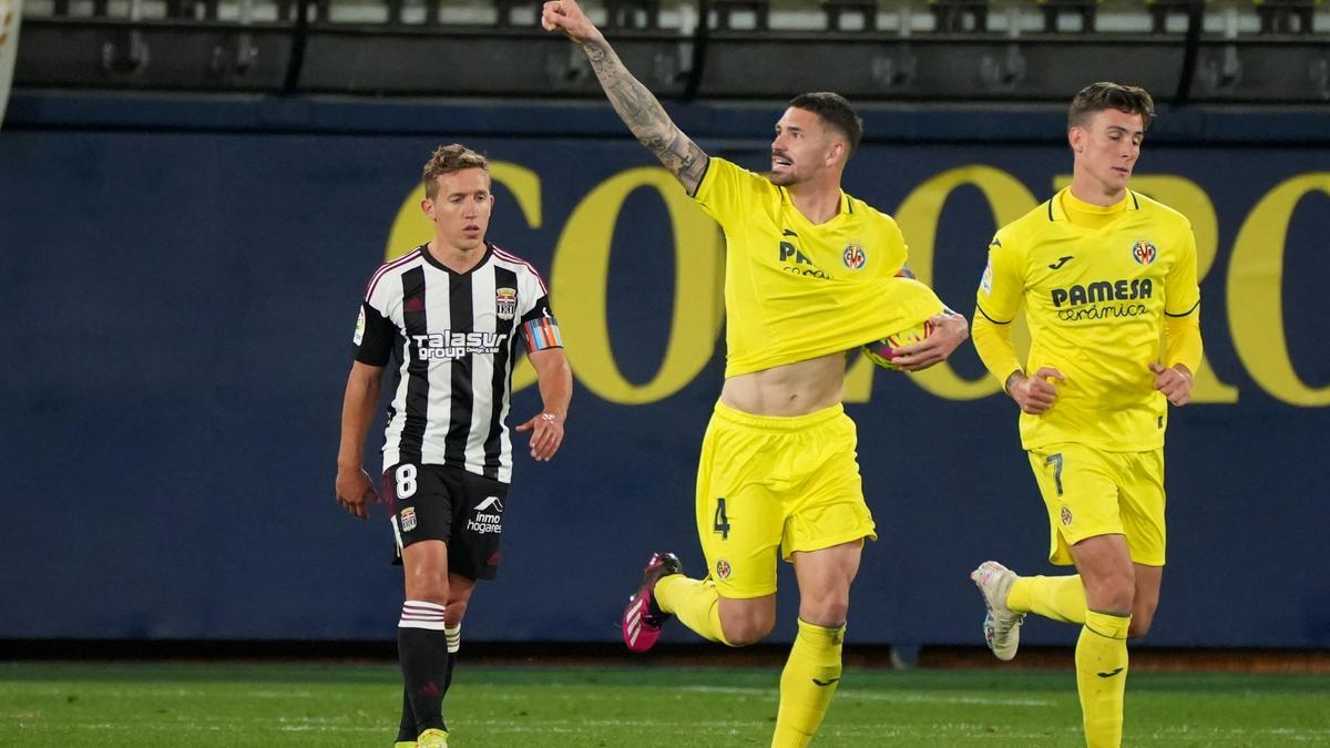 El central De la Fuente marcó de penalti con el Villarreal B al Cartagena.