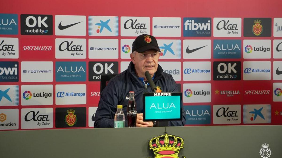 Javier Aguirre, técnico del Real Mallorca, en la sala de prensa de Son Bibiloni.