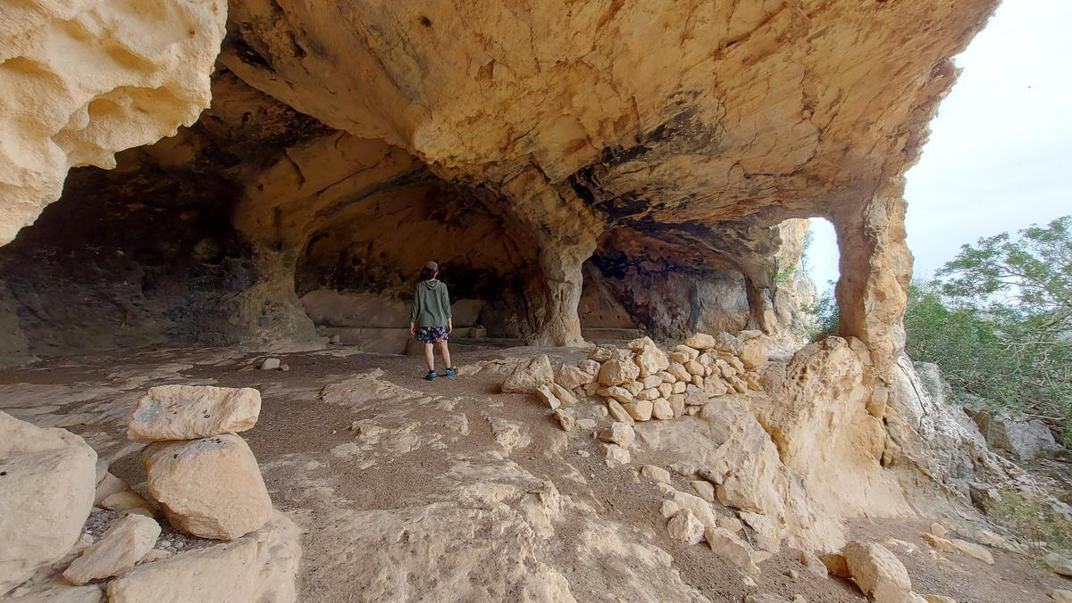 Höhepunkt der Wanderung: die Cova des Voltor (Geierhöhle).