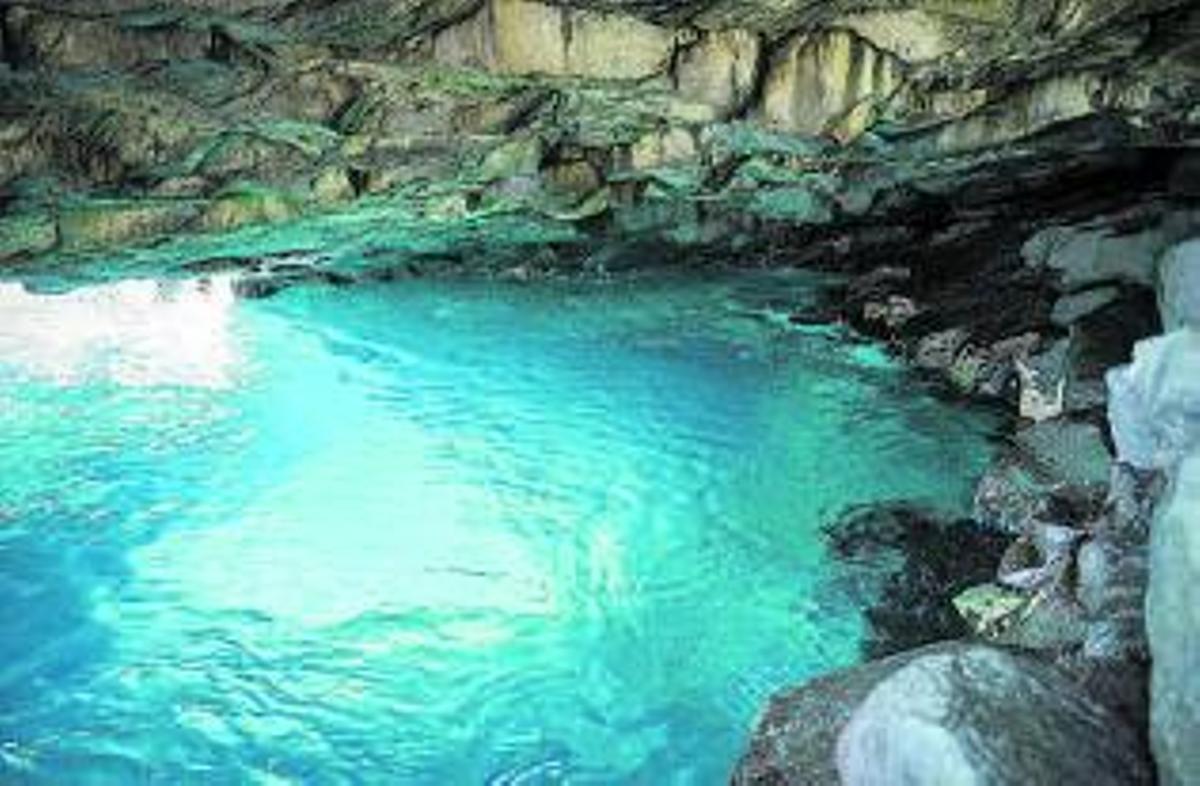 El interior de la Cueva del Tancón. | | A. G.