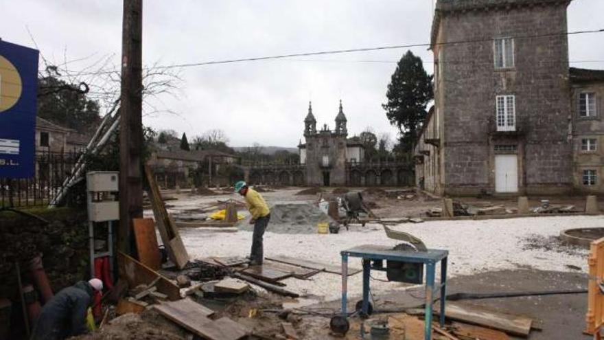 Imagen reciente de las obras en la Plaza de Oca.  // Bernabé/Luismy