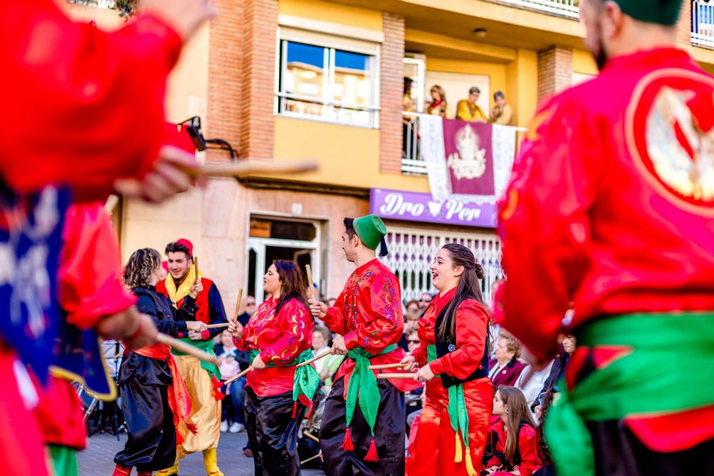 Callosa d'en Sarrià vivesu tradicional Baile Moro